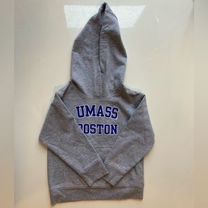 UMASS BOSTON size 3T hoodie